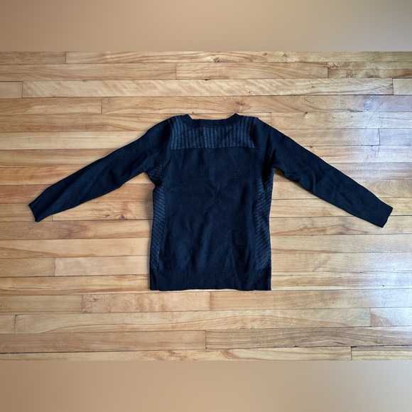 Wool Sweater - Picture 4 of 4